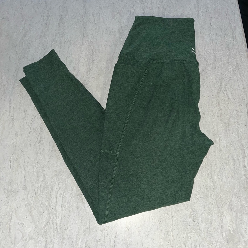 Beyond Yoga Green Spacedye Leggings with Pockets